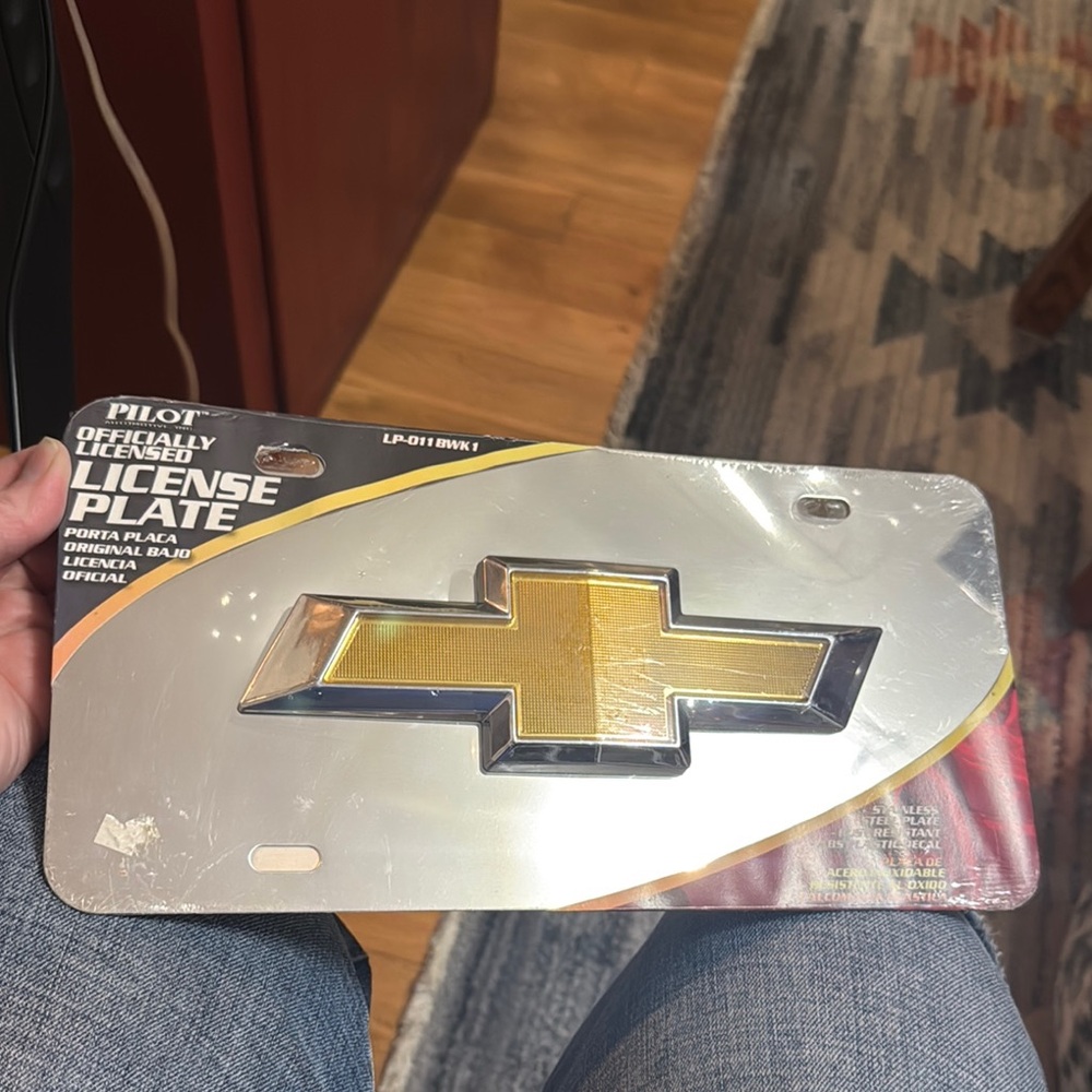 🆕 Chevrolet Gold/Silver License Plate